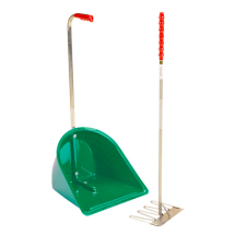 STUBBS STABLE MATE MANURE COLLECTOR HIGH C/W RAKE GREEN